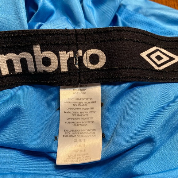 Umbro shorts. Size extra large 16-18 youth. Lined. - Picture 4 of 10